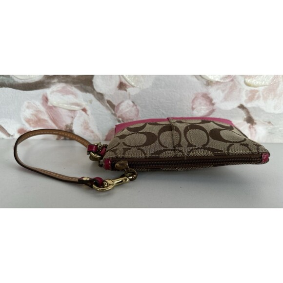 Coach Logo vintage brown and pink canvas zipper wristlet with gold charm and tag - Picture 3 of 12